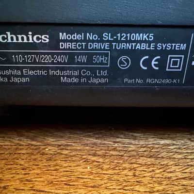 Technics SL- 1210 MK5 (with flight case) Bild 7