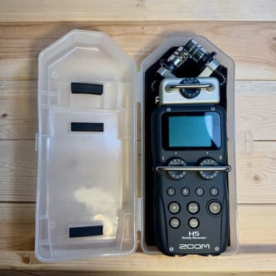 Zoom H5 Handy Recorder 2010s - Black