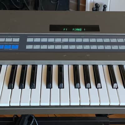 Roland JX-8P 61-Key Polyphonic Synthesizer image 2