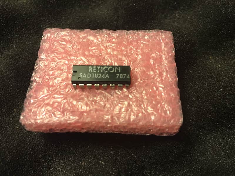 Reticon SAD1024 BBD Bucket Brigade Analog Delay/Flanger IC Chip image 1