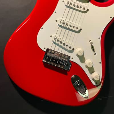 Squier Special Edition Stratocaster by Fender STRAT Dakota Red AA Flame Maple Neck RW fretboard image 6