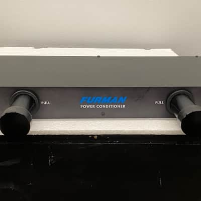 Furman  M8L - Black Power Conditioner-Demo image 3