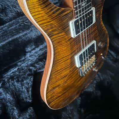PRS Custom 22 Tremolo 10-Top 2019 - Yellow Tiger image 18