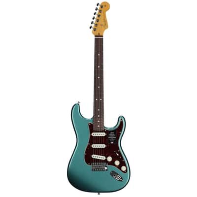 Fender American Professional Classic Stratocaster Electric Guitar, Rosewood Fingerboard (with Gig Bag) image 3