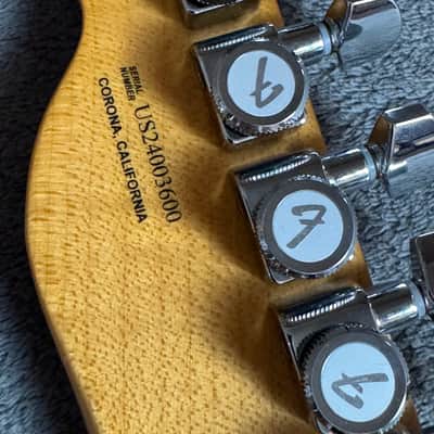Fender American Ultra II Telecaster 2024 - Texas Tea. image 15