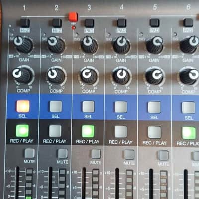 Zoom LiveTrak L-12 Digital Mixer / Recorder 2010s - Grey / Blue image 2