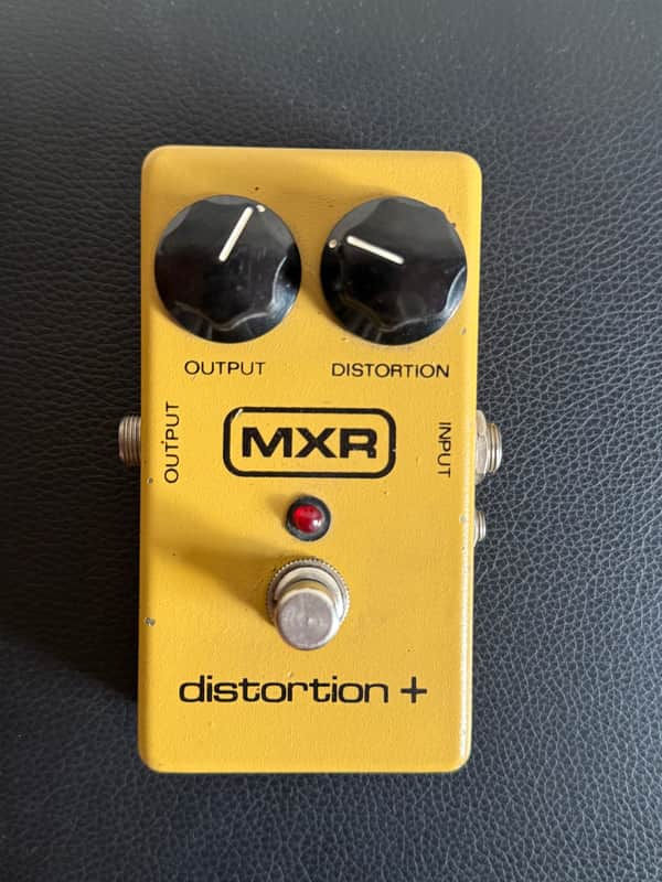 MXR M104 Distortion + 1995 - Present - Yellow image 1