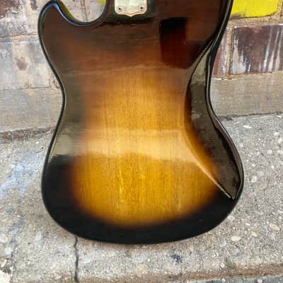 Victoria Short scale 1960’s Sunburst image 8