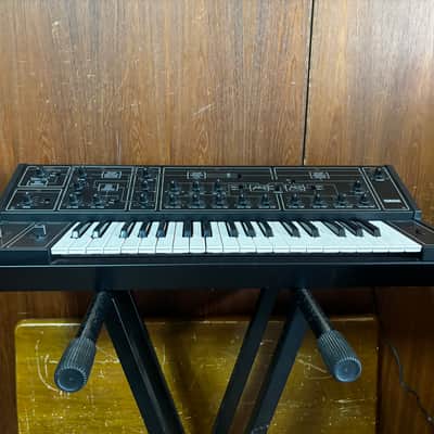 YAMAHA CS-10 CS 10 vintage analog synthesizer image 5