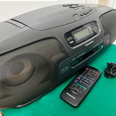 Panasonic RX-DT501 Portable Stereo CD System image 2