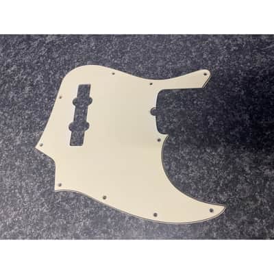 Fender 2006 USA Jazz Bass Pickguard in Parchment, Pre-Owned image 1