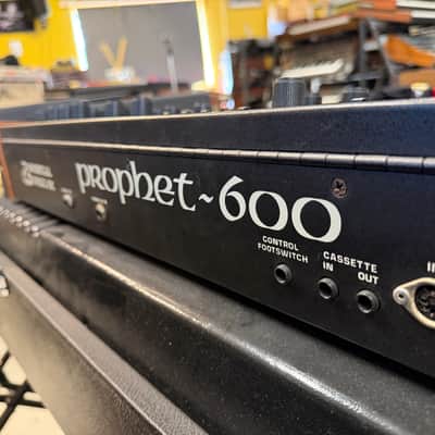 Sequential Circuits prophet 600 image 9