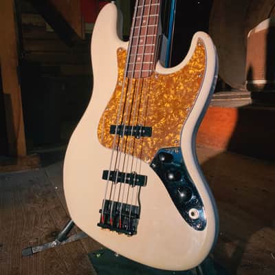 Water Wheel Guitars Jazz Bass Body by Peter Florance 2021 Butter White nitro image 2
