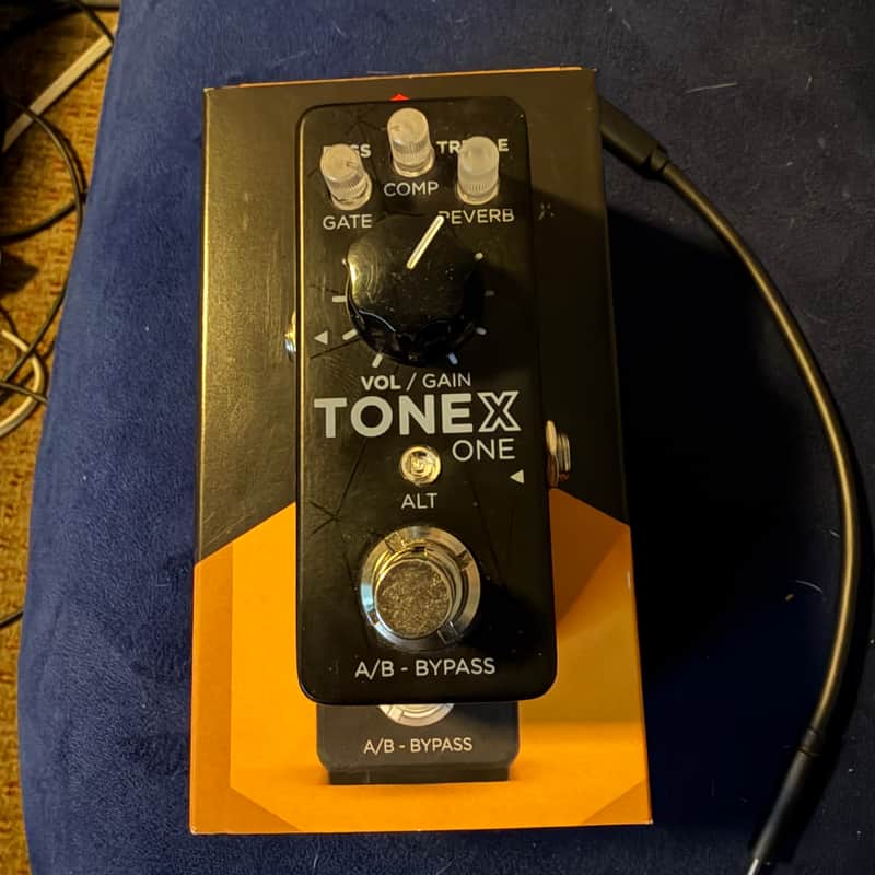 IK Multimedia ToneX One