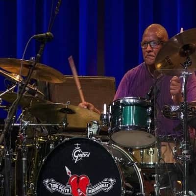 Steve Ferrone's Tom Petty and the Heartbreakers, Gretsch - USA Custom, SF Signature Model “Studio” Set, 22", 16", 13", 10" - Cadillac Green image 5