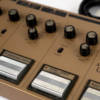 Ibanez UE 303B Multi-Effects Pedal - Compressor, Auto Filter, Chorus / Flanger image 2