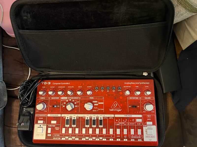 Behringer TD-3-RD Analog Bass Line Synthesizer Red w/ Power Supply & Case image 1