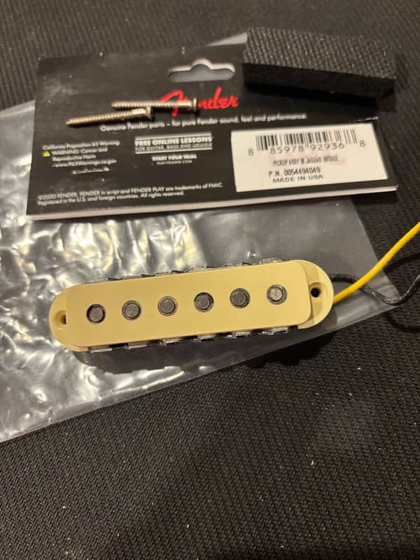 Fender 62 Jaguar Bridge Pickup Made in USA 2025 - Parchment image 1
