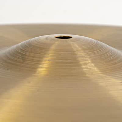 Zildjian 16" Thin Crash Cymbal – 1100g image 9