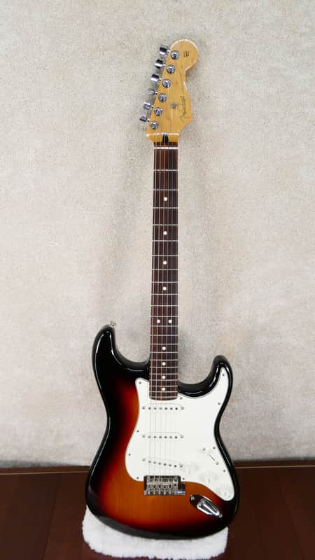 Fender Player Stratocaster MIM Sunburst 2018 #MX18068111 USED NBNC image 1