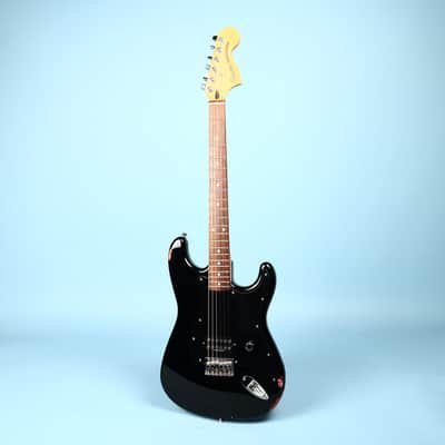 2002 Squier Tom Delonge Stratocaster Electric Guitar Black image 2