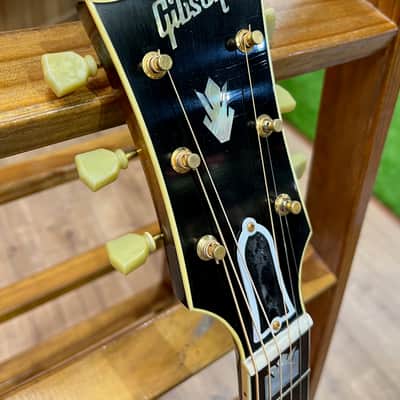 Gibson Murphy Lab 1957 SJ-200 Light Aged Vintage Sunburst image 16