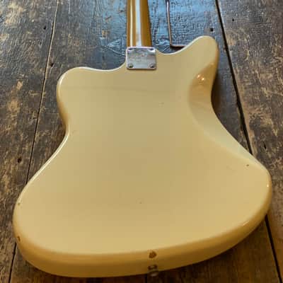Fender Japan Early 1993 FujiGen-Buiilt Jaguar 1966 Reissue MIJ N-Serial 1993-94 Olympic White image 2