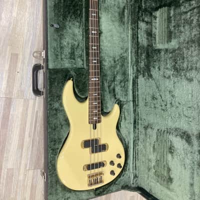 Yamaha BB3000A 80s
