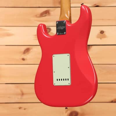 Fender-Limited-Edition-Anderton's-60th-Anniversary-64'-Road-Worn-Stratocaster-Only 100 Made! image 8