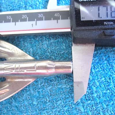 WFL Threaded Claw - Vintage (USED) image 4