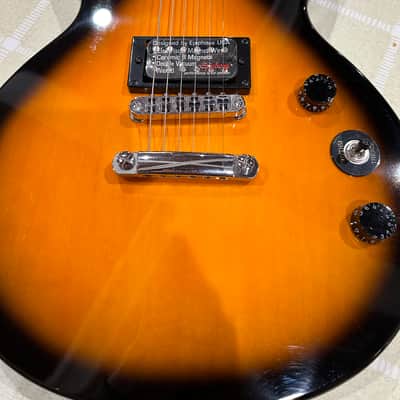 Epiphone Les Paul Special 11-LE 2015 - 2 Tone Burst image 2