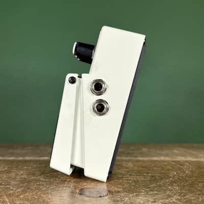 Boss NS-2 Noise Suppressor (Silver Label) 1989 - Present - White image 4