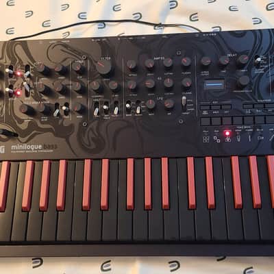 Korg Minilogue Bass Synthesizer w/original box image 7