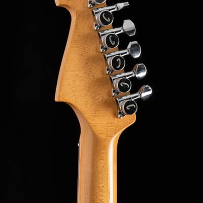 Used Iconic Guitars Vintage Modern S-HR Daphne Blue image 7