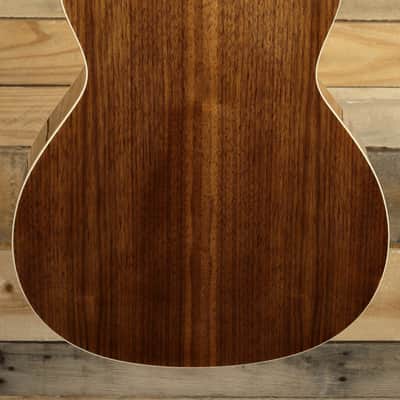 Alvarez AG75WCE Artist Grand Auditorium Acoustic/Electric Guitar Natural image 3