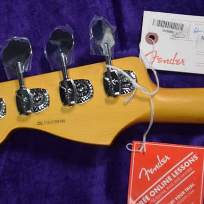 Fender American Professional II Jazz Bass, Olympic White / Maple *IN STOCK* image 4