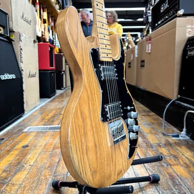 Peavey USA T-60 Solid Body Electric Guitar 1980 Natural Ash image 2