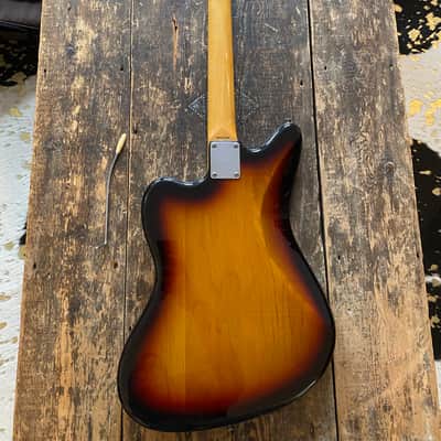 Fender Japan Jazzmaster 1966 Reissue MIJ JD-Serial 2016 Three Tone Sunburst image 14