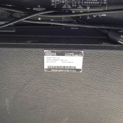 Peavey TNT 115S Bass Amp Black image 6
