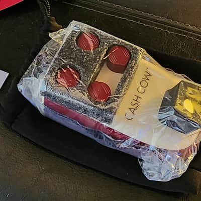 Danelectro Billionaire Cash Cow Distortion New In Box w/ Free Ship!! image 3