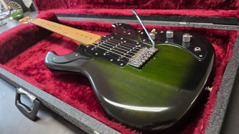 1981 Burns Marvin Greenburst Hank Marvin Signature Brazilian Mahogany Catalog Guitar Made in England UK Lawsuit Scroll Headstock The Shadows Green Burst Jim Burns Actualizers LTD 1979-1983 80s Vintage British image 1