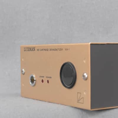 LUXMAN XA-1 MC Cartridge Demagnetizer W/ Original Box In Excellent Condition image 4