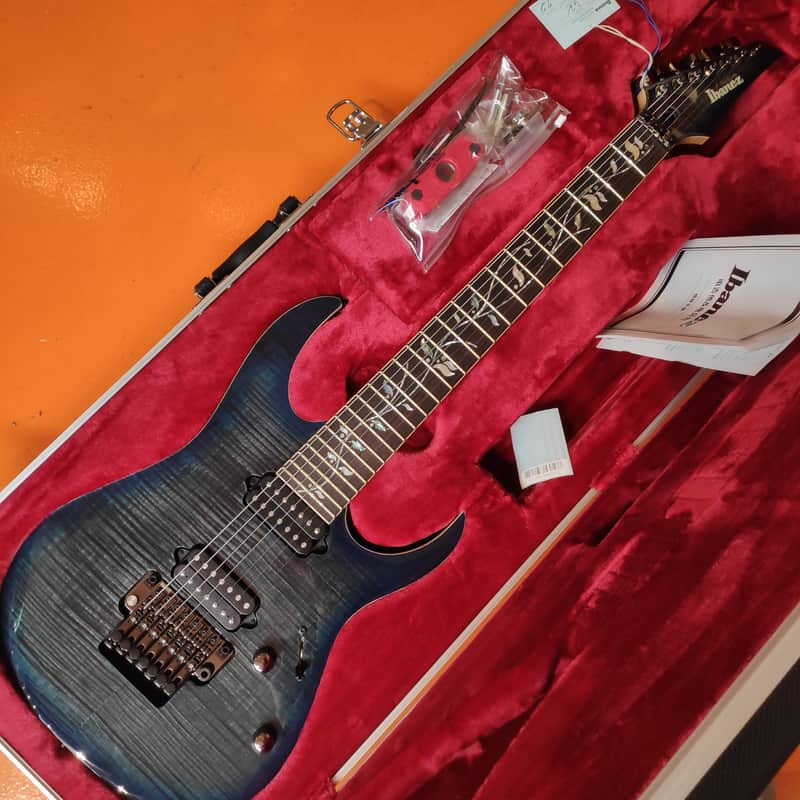 Ibanez J custom RG8527Z SDE solidate 7-string W/Case image 1
