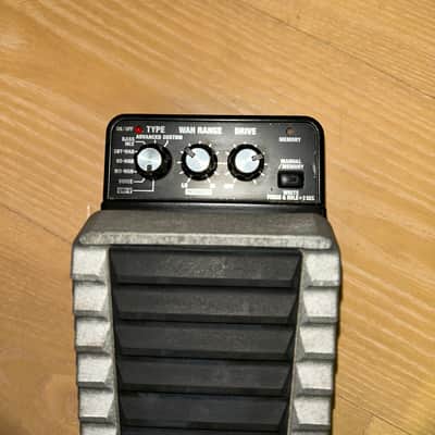Boss PW-10 V-Wah 2000s - Silver image 3
