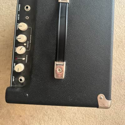 Fender Rumble 25 V3  Bass Combo Amp image 6