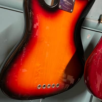 Fender Roscoe Beck Artist Series Signature Bass V 1998- 3-Colour Sunburst image 14