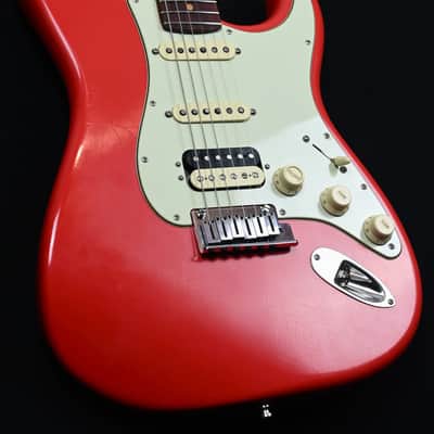 Fender American Ultra Luxe Vintage '60s Stratocaster HSS from 2025 in Fiesta Red with original Hardcase image 3