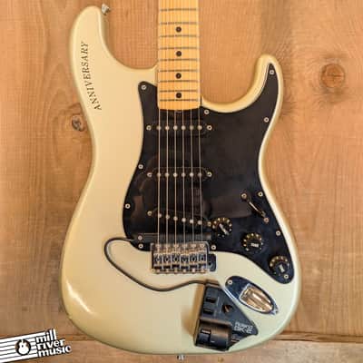 Fender Stratocaster 25th Anniversary – Used – Silver – with Roland GK-2 Pickup and Hardshell Case image 1