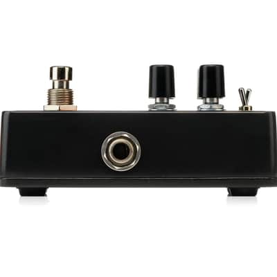 Electro-Harmonix Bender Royale Fuzz pedal - black image 3