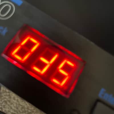 Oberheim Matrix 1000 Rackmount 6-Voice Synthesizer 1987 - Black image 2